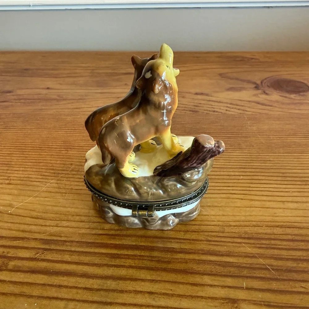 Vintage Ceramic Trinket Box Wolves Howling Forest Hinged Lid Jewelry Organizer‎ - Picture 4 of 8